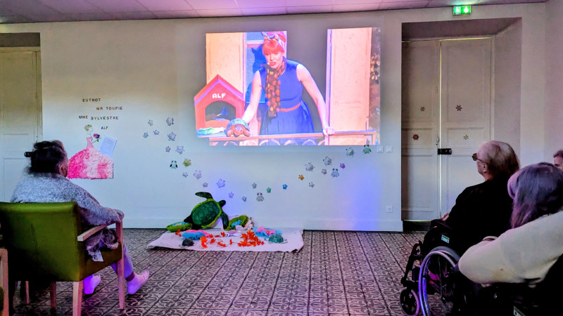 Retransmission en direct le la Pièce de Théâtre "EUTROT"