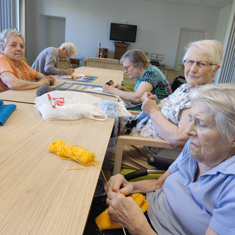 ATELIER TRICOT EHPAD