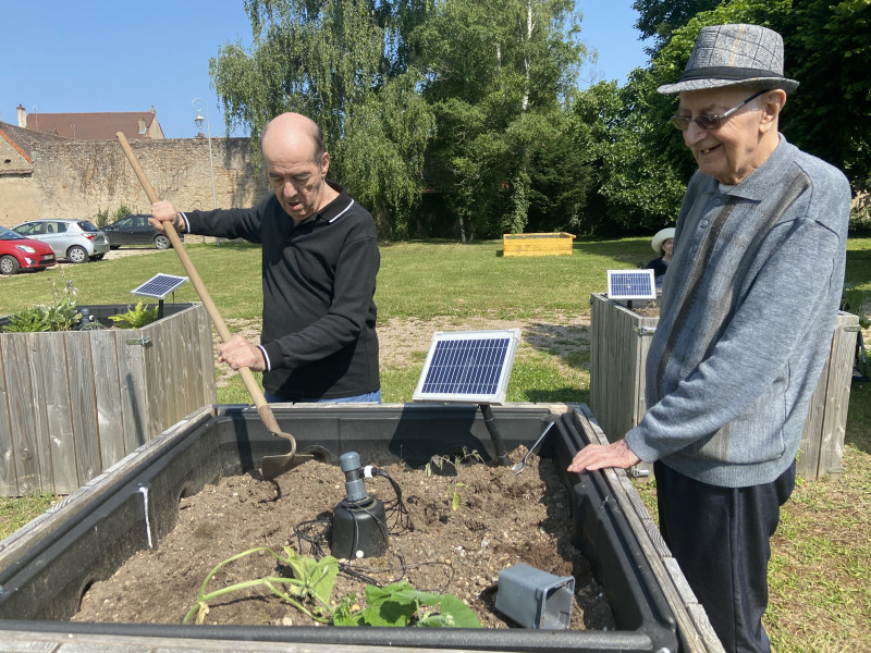 ATELIER JARDINAGE