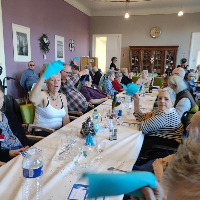 REPAS DE NOËL AVEC LES FAMILLES