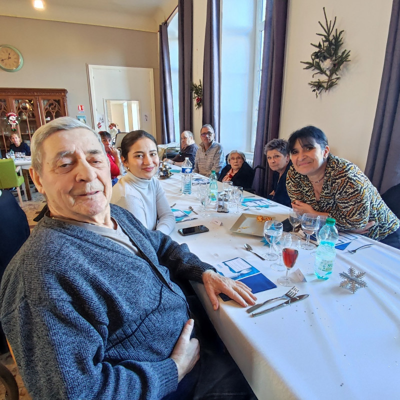 suite REPAS DE NOËL AVEC LES FAMILLES