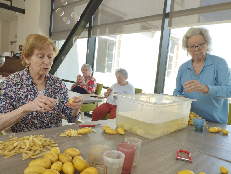 EPLUCHAGE DE LEGUMES